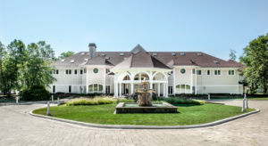 Homes of the Rich & Famous in Connecticut